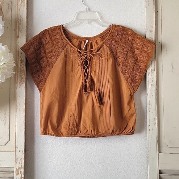 Free People women's short sleeve boho crop top size medium - Picture 2 of 11